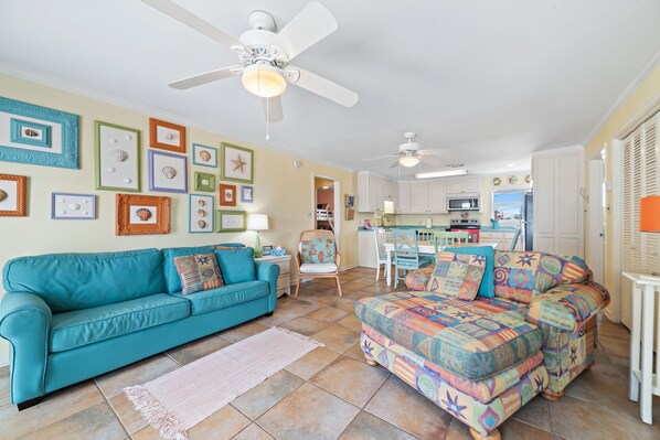 Téléviseur, lecteur de DVD, sélection de films