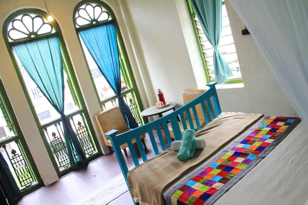 standard double room, shared bathroom | 1 bedroom, desk, laptop workspace, iron/ironing board