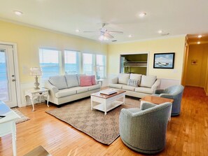 Smart TV, DVD player, video library