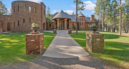 The Castle – Luxury Northern Arizona Estate | Sleeps 17