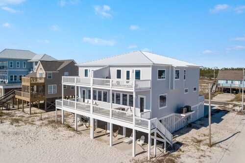 Updated, gorgeous 4 bedroom gulf front duplex with interior connecting door.