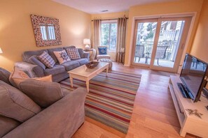 TV, DVD player, books - Walk to Hilton Head Island Beach: Villa w/ Balcony (Hilton Head)