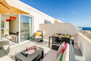 Outdoor dining - The Hillock Penthouse North C11 (Marsalforn)