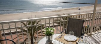 Voulez-vous que votre séjour soit le plus relaxant possible et que vous vous réveilliez en voyant la mer ? El Faro est votre appartement, directement sur la plage de Puzol et au deuxième étage de l'immeuble, avec un confortable balcon d'où vous pour