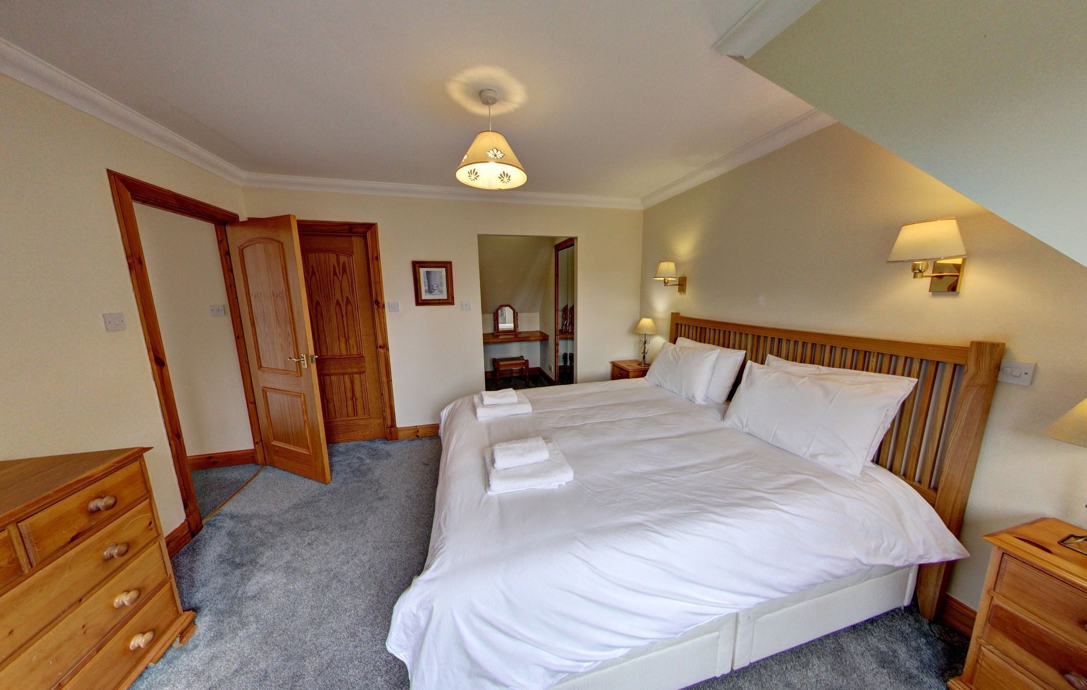 4 室のベッドルーム