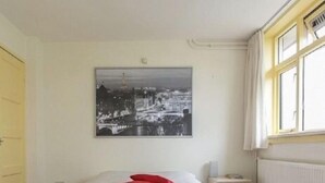 Unclassified image, 2 of 3, button - flex apartment (London)