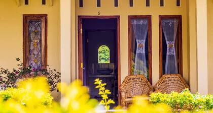 Pondok Guru Bakti Cottages