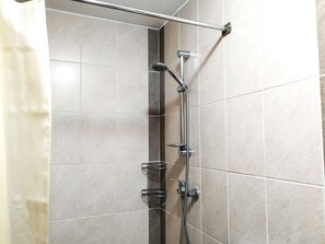 1 dormitorio, minibar, caja fuerte y cortinas opacas