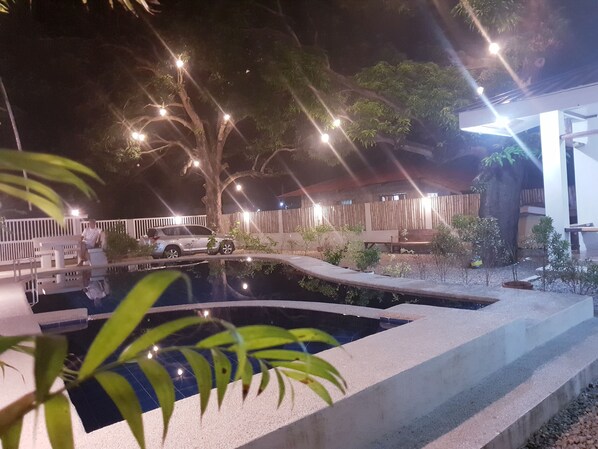 Front of property – evening/night - R & S Rest Place Resort (Lian)