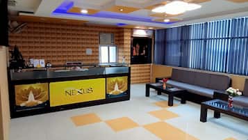 Quầy tiếp tân