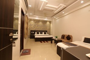 Suite Room | Premium bedding, Select Comfort beds, desk, laptop workspace - Hotel Nexus (Lucknow)