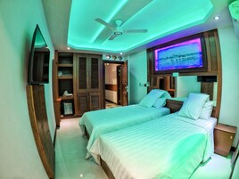 华丽双人房, 1 张双人床, 城市景观 | 高档床上用品、Select Comfort 床、迷你吧、客房内保险箱