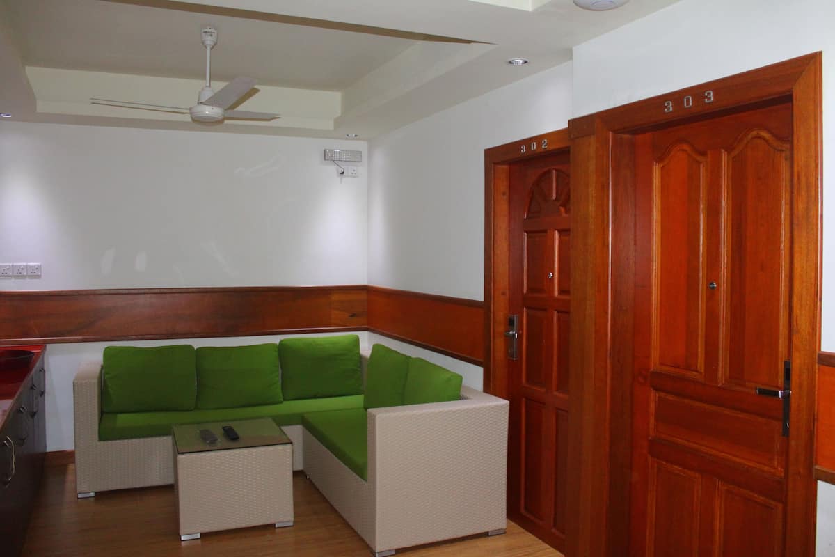 Superior Double or Twin Room, 1 Katil Kelamin (Double) atau 2 Katil Bujang (Single), Ensuite | Peralatan tempat tidur premium, katil Select Comfort, bar mini