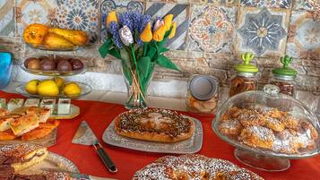 Gratis morgenmadsbuffet hver dag