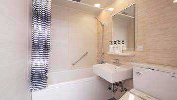 Apartment (Room 3) | Bathroom