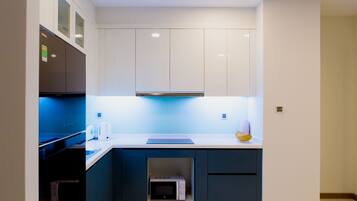 Desk, blackout drapes, free WiFi