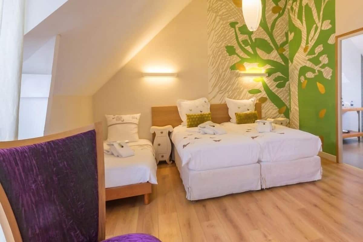 Suite, privébadkamer (Au 1er Etage )