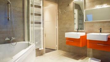 Vila Mewah, ensuite, pemandangan kebun (Villa de Vacances) | Kamar mandi