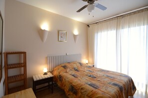 1 bedroom, WiFi, bed sheets - JARDINS DEL MAR 059 (Estartit)