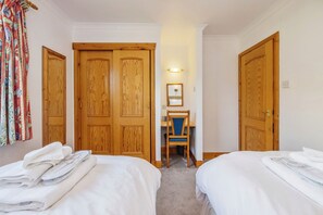 2 عدّة غرف نوم وملاءات من القطن المصري وواي فاي