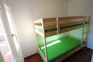 2 bedrooms, WiFi, bed sheets - Apartamento Leo (Cambrils)