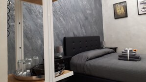 Dobbeltværelse ( XI ) | Minibar, skrivebord, strygejern/strygebræt, gratis Wi-Fi