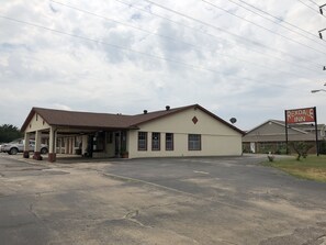 Exterior - Rexdale Inn (Seminole)