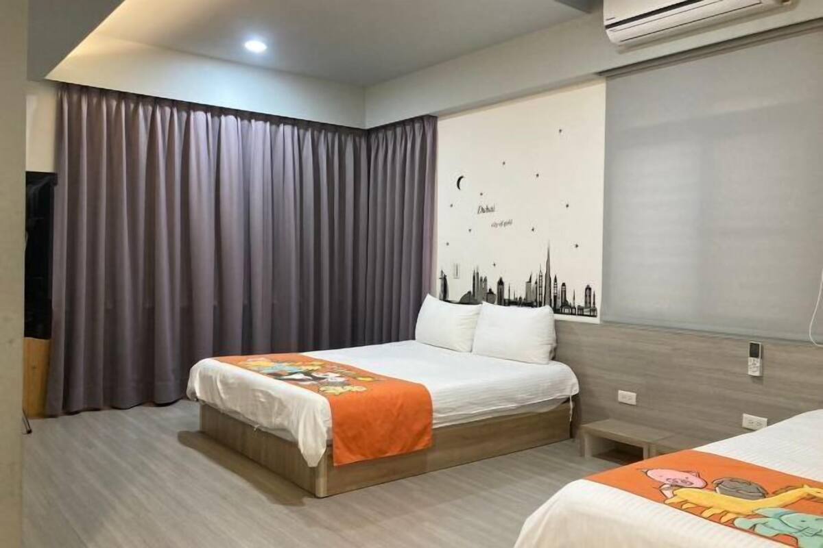 Sistema de insonorización, wifi gratis, ropa de cama