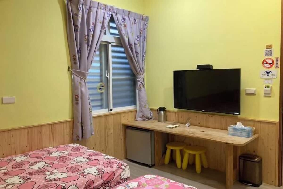 Insonorización, wifi gratis y ropa de cama