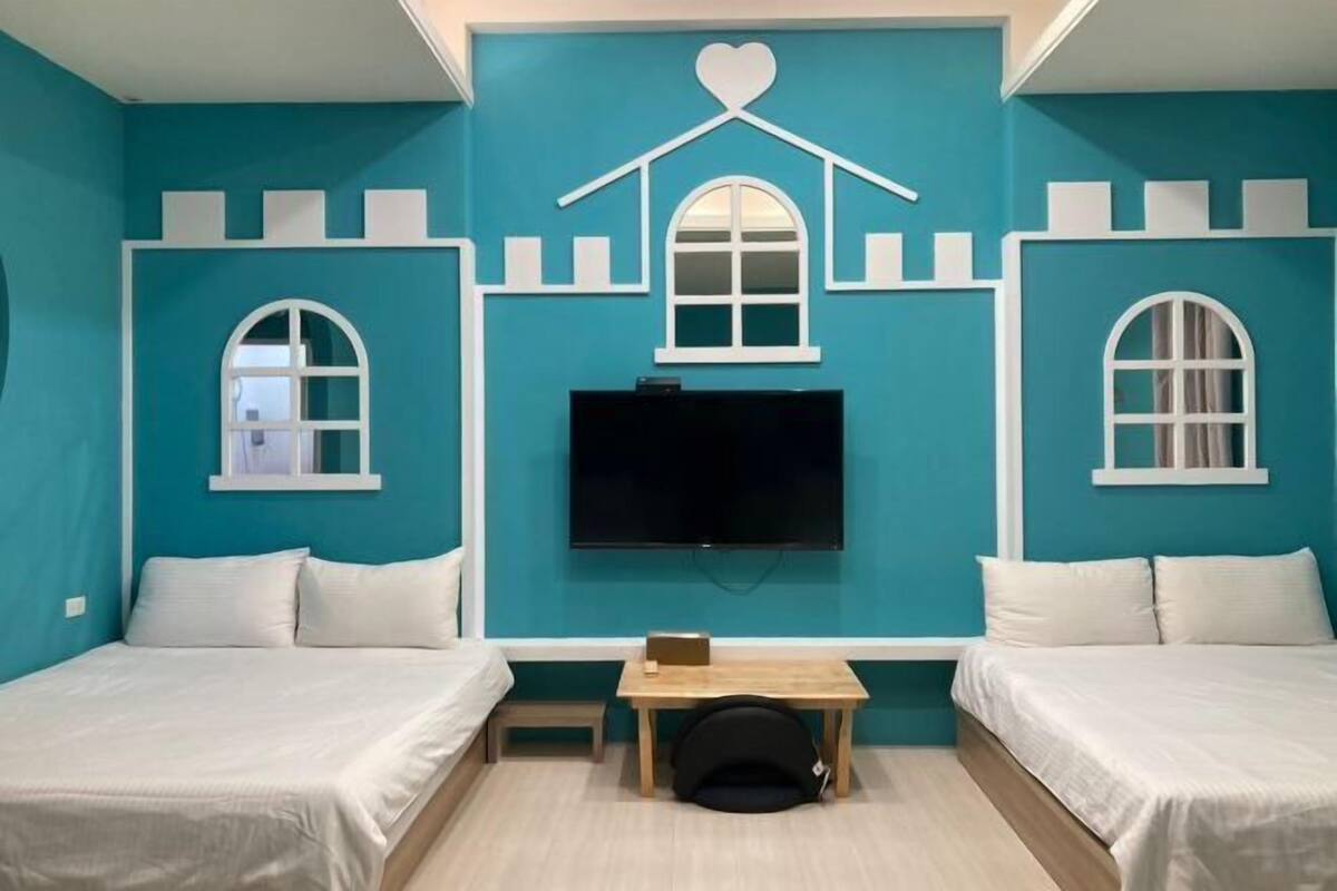 Insonorización, wifi gratis y ropa de cama