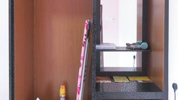 Double Room, Terrace | Iron/ironing board