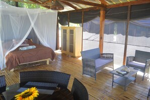 Queen (fan room) | Desk, iron/ironing board