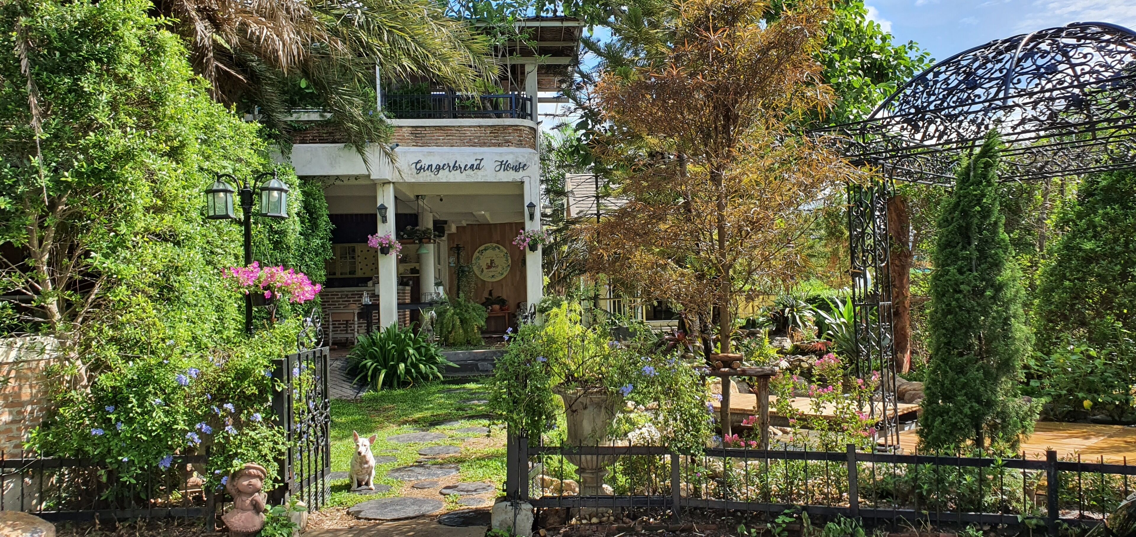 บริเวณภายนอก