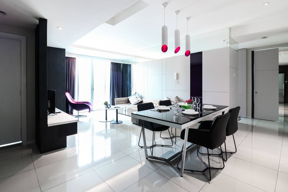 Executive Apartment, 2 Bedrooms, City View | Living room | LCD TV