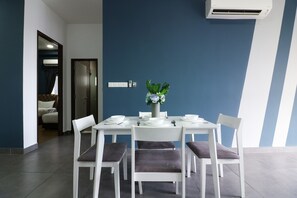 Executive Apartment, 3 Bedrooms | Private kitchen | Full-size fridge, microwave, cookware/dishes/utensils