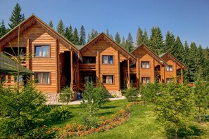 Front of property - Bukovel Hotel (Bukovel)