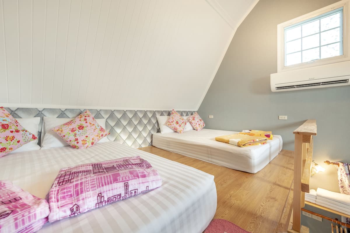 Familas Pool Villa | 遮光窗簾/窗簾、摺床/加床 (收費)、免費 Wi-Fi