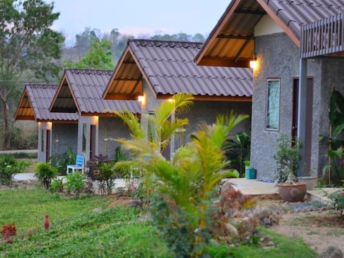 Tribal Pai Backpackers - Adults Only