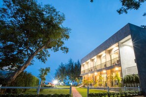 Front of property - evening/night - The Chala Resort (Bang Saphan)
