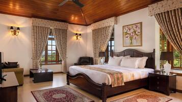 Luxury Suite | Premium bedding, individually decorated, individually furnished, desk