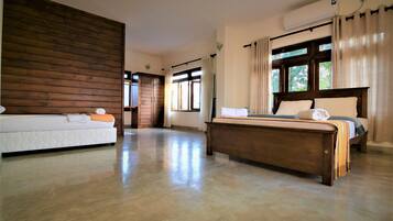 Deluxe Quadruple Room, 2 Bedrooms, Mountain View