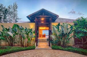 Pool Villa  | Exterior