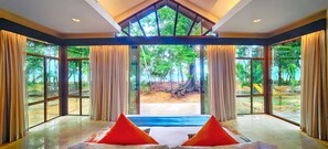 Vila (Coral Villa) | Parte interna