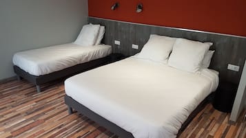 2 bedrooms, premium bedding, desk, blackout curtains
