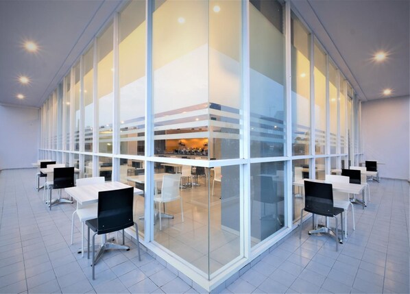 Business centre - Hotel 88 Bekasi By WH (Bekasi)