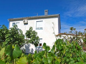 Exterior - Holiday apartment mit Klimaanlage und Terrasse (Fažana)
