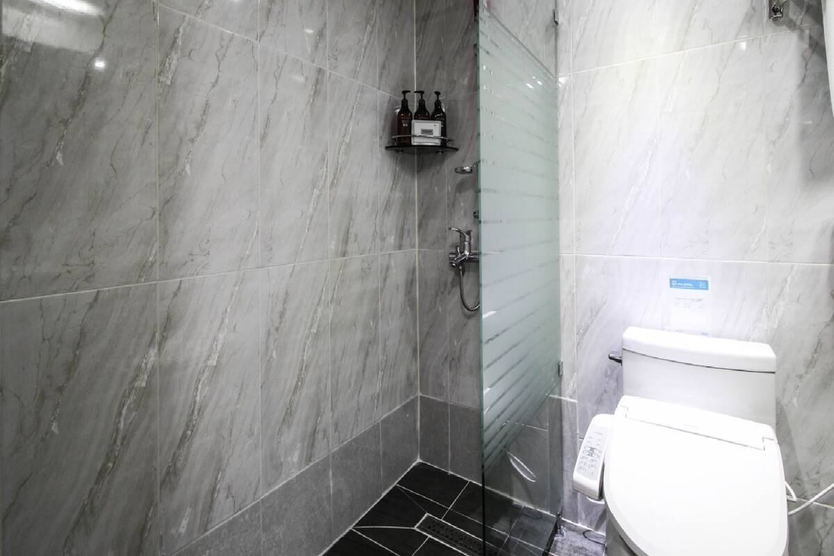 free toiletries, hair dryer, bathrobes, slippers