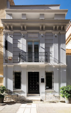 Exterior - Flair Suites (Athens)