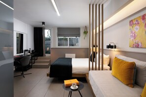 Sir Comfort Suite | Roupas de cama premium, cofres nos quartos, individualmente decorados