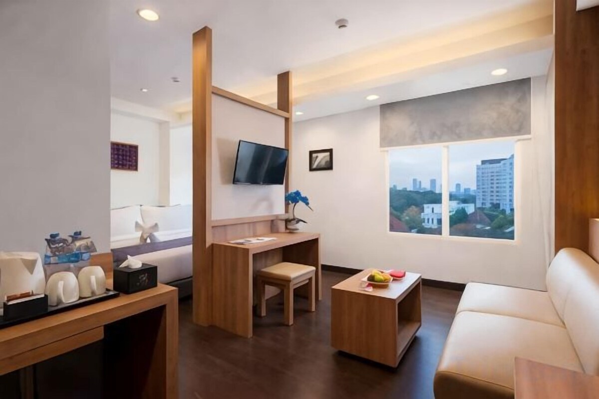 King Suite With City View